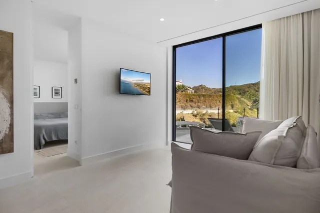 Villa 6 habitaciones 480m² en alquiler - Costa del Sol — 35