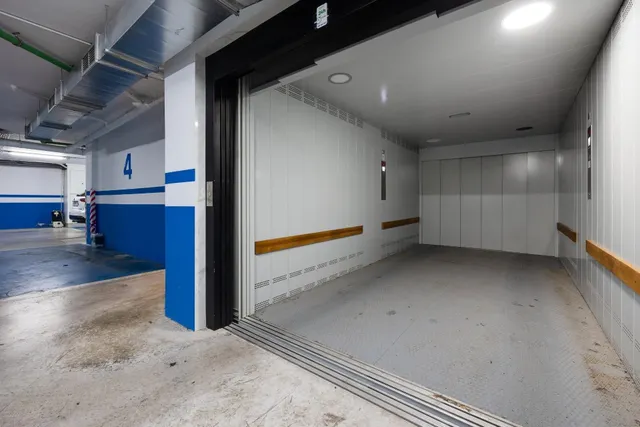 Impresionante apartamento de 3 dormitorios en el corazón de la ciudad — 25