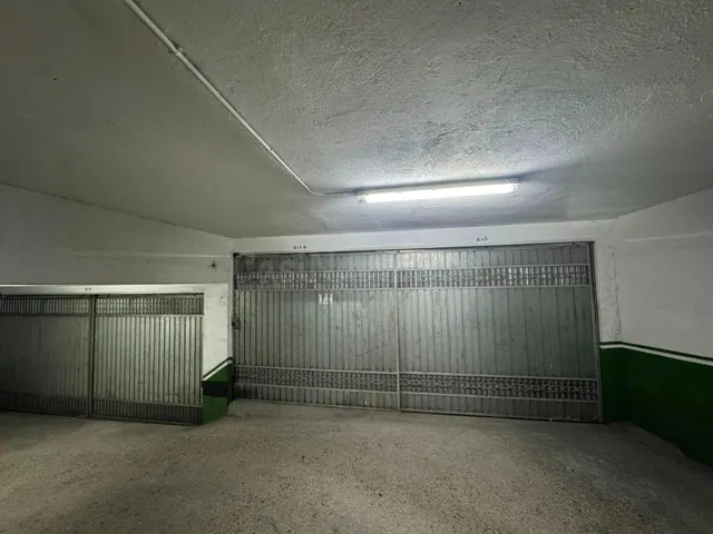 Dos Plazas de Garaje Cerradas en Venta en Lagunas, Ourense - - foto 2