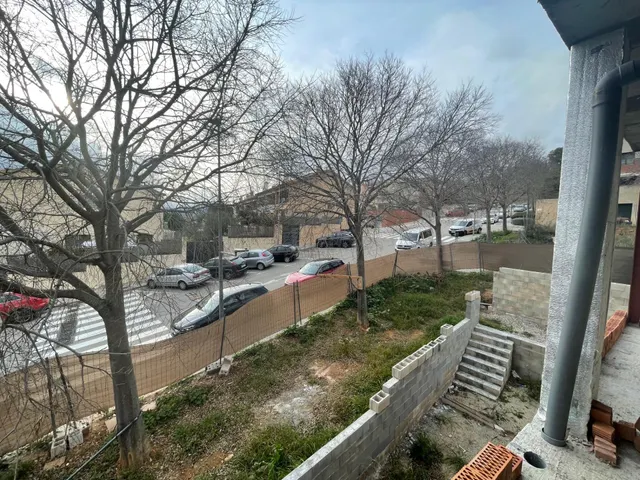 CASA A 3 VIENTOS EN EL PUEBLO — 11