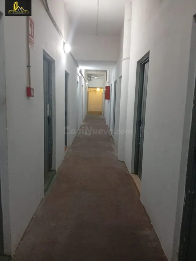 GRAN TRASTERO EN ZONA PUERTAS DEL SUR 8m2 - foto 2
