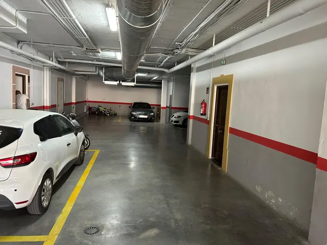 EN EXCLUSIVA CASA EN LA ZONA DE SAN JUAN CON PLAZA DE PARKING¡¡¡¡¡ — 26