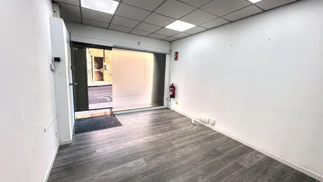 Tu espacio comercial en la calle Torrent — 6