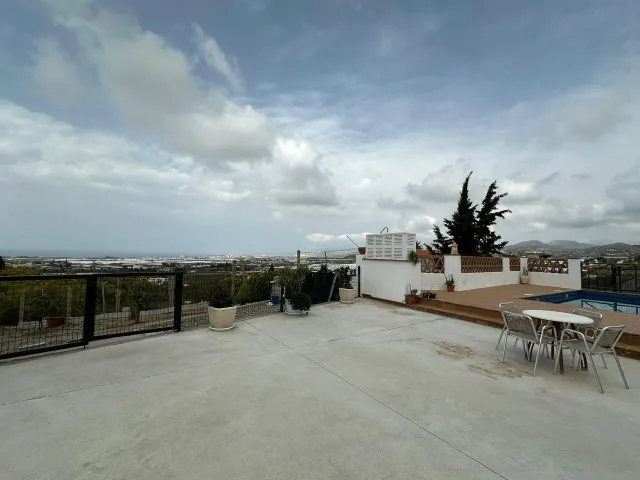 Magnífica casa rural con impresionantes vistas — 6