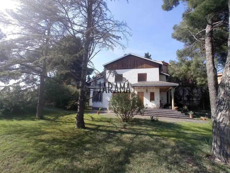 ESPECTACULAR VIVIENDA EN CASCANTE