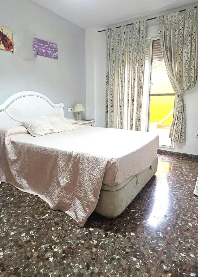 Piso en Maracena — 32