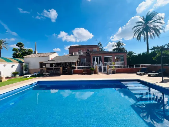Chalet con piscina en Elche, zona la Hoya. - foto 3