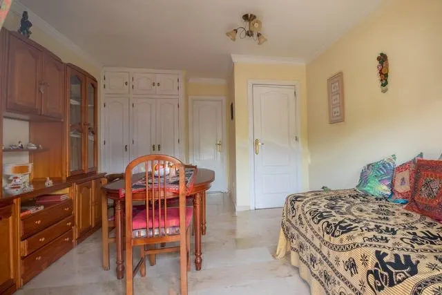 Oportunidad única de vivir junto al mar en una ubicación inmejorable. | CABANILLAS REAL ESTATE — 9
