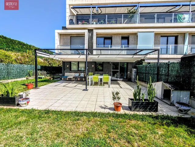 BAJO CON JARDÍN DE 4 habitaciones. SAN ROMAN - foto 3