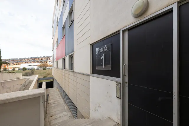 Piso en Serrallo, calle Aconcagua. Vivienda del 2007, situada en 2ª planta, con vistas despejadas — 4