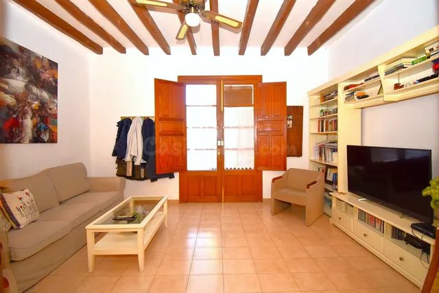 Casa de pueblo cerca del Passeig de Sa Riba en Muro - foto 5