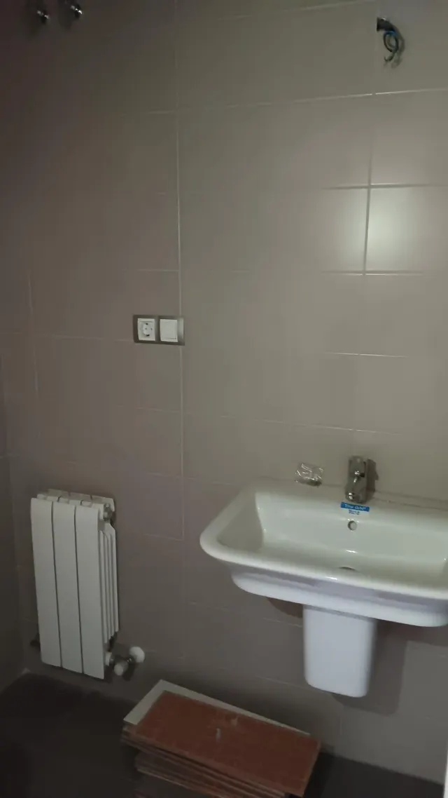 CÉNTRICO !! Se Vende Piso en Villasana de Mena con Ascensor - foto 4