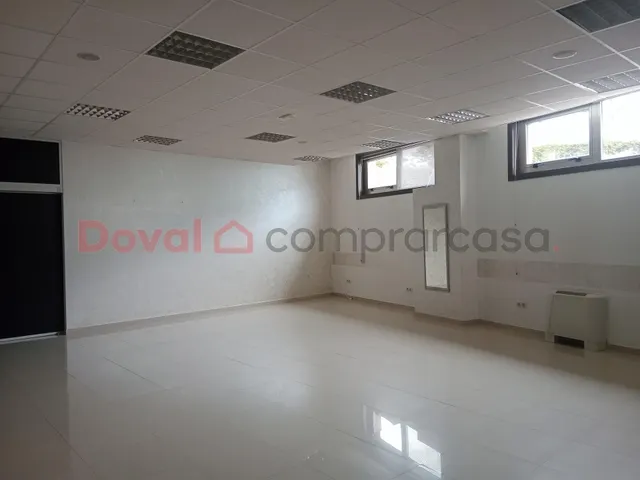 OFICINAS EN PARQUE TECNOLÓGICO DE VALLADARES — 7
