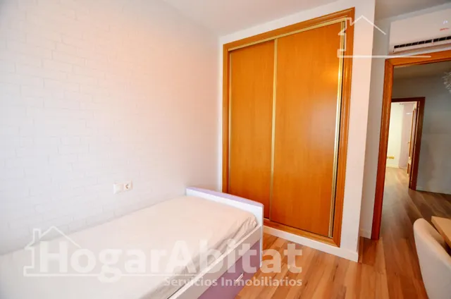 Precioso adosado con garaje, piscina y terraza — 23