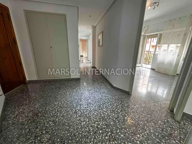 VIVIENDA DE 4 DORMITORIOS EN EL CENTRO DE ORIHUELA — 17