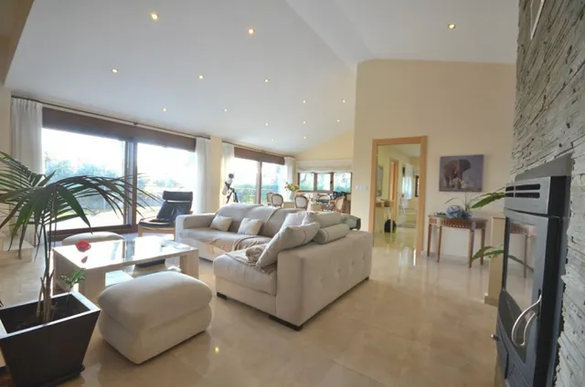 Villa En Villasol Albacete gran jardin y preciosas vistas — 4