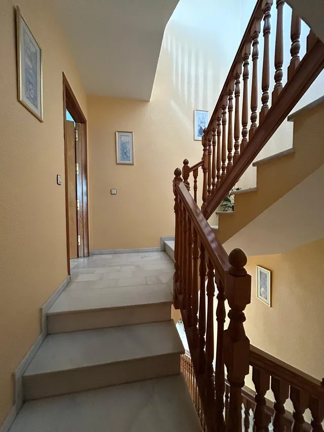 VIVIENDA SOBRE LOCAL EN SANTA MARÍA DEL ÁGUILA — 20