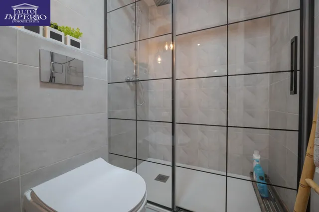 Ático dúplex con piscina en Maracena — 19