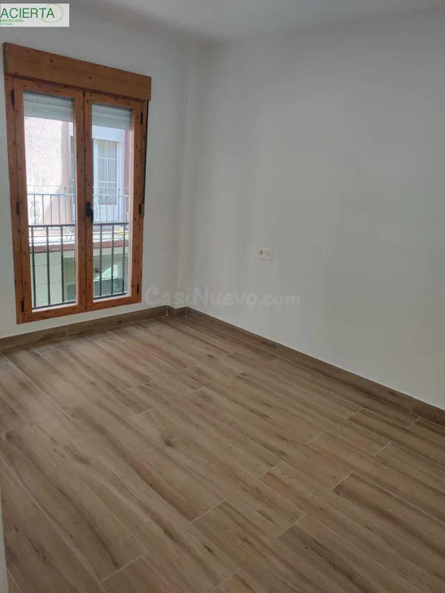 PISO NUEVO A ESTRENAR EN PLENO CENTRO DE GRANADA