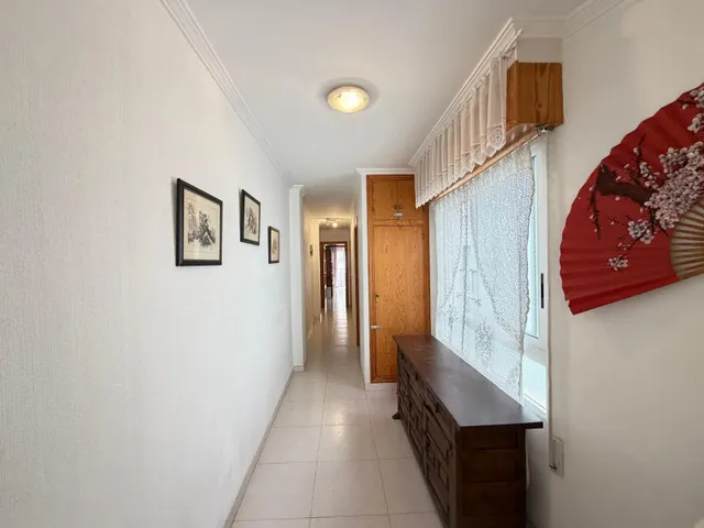 Apartamento a 350 metros de playa del cura con 2 dorm. 1 baño. en frente de av. de las habaneras. superficie de 66 m2. — 9