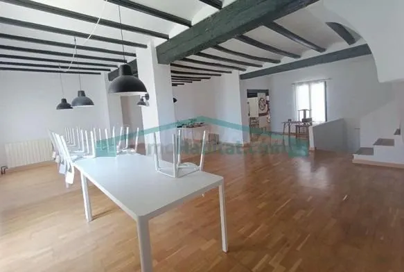 Casa histórica de 3 plantas en el casco antiguo de Benissa - foto 2