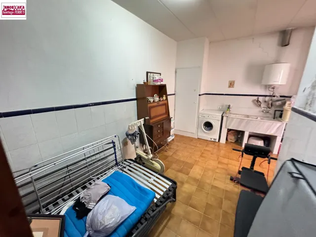 VENTA DE CASA EN BENIFAIO (VALENCIA)   CENTRICA — 25