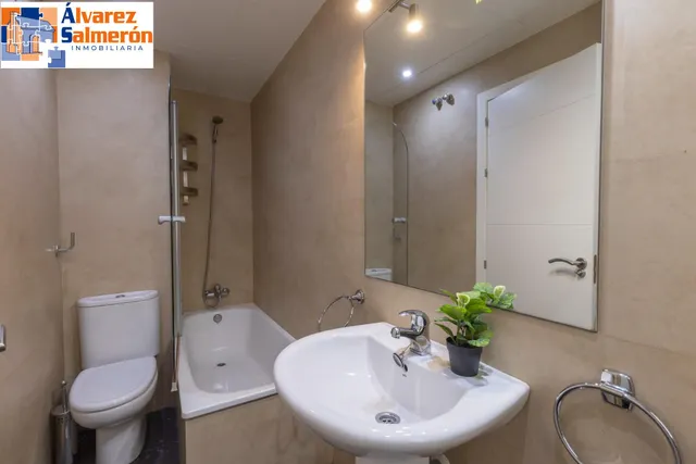 ¡CASA CON ENCANTO Y VISTAS EN PLENA PLAZA DE SANTO DOMINGO... EN EL EMBLEMÁTICO BARRIO DEL REALEJO! — 44