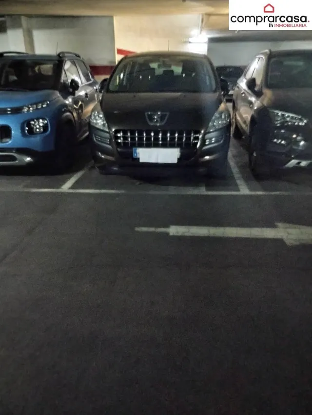 PARKING TRAVESIA INDUSTRIAL — 9