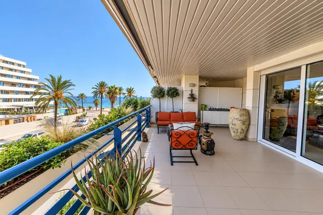 Exclusivo ático dúplex en parc de mar, frente al mediterráneo — 6