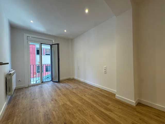 PISO REFORMADO CON GARAJE EN MANRESA — 12
