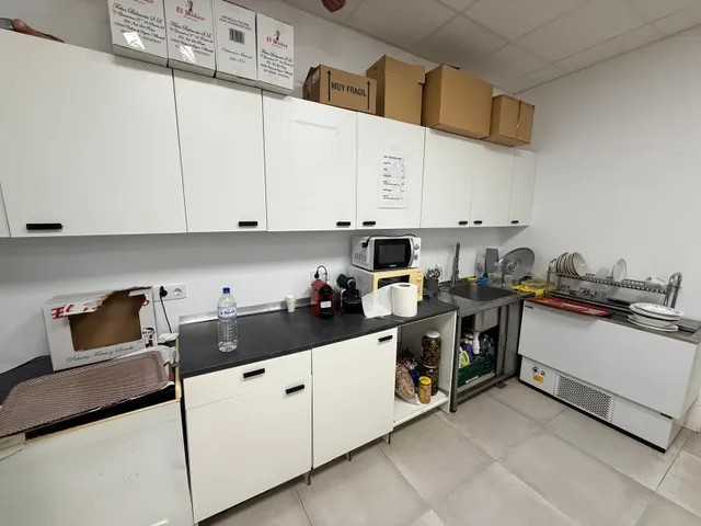 Local comercial 200m² en venta - Benimaclet — 9