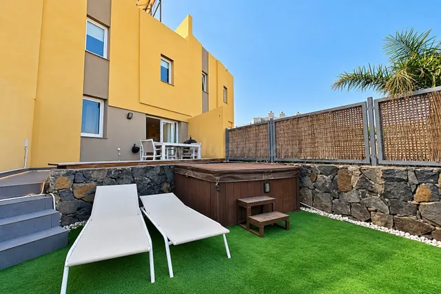 Acorán: terrazas, mar, jacuzzi y garaje — 4