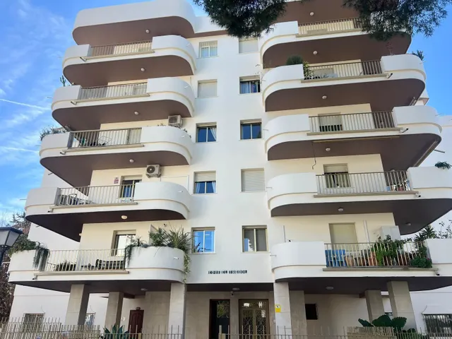 ¿Buscas un estilo de vida exclusivo en una de las mejores zonas de Marbella? — 24
