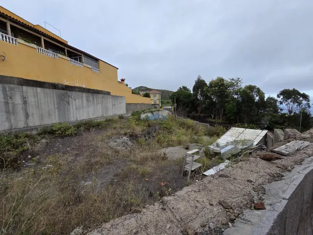 Solar urbano en venta — 18