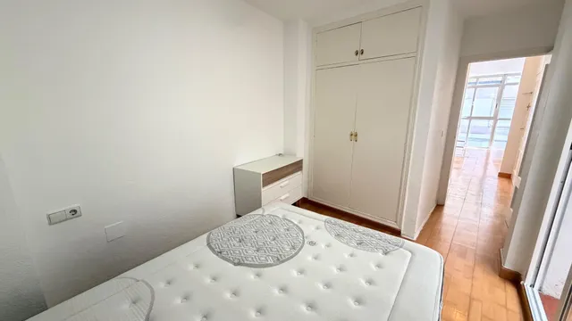 APARTAMENTO JUNTO A LA PLAZA CIRCULAR — 20