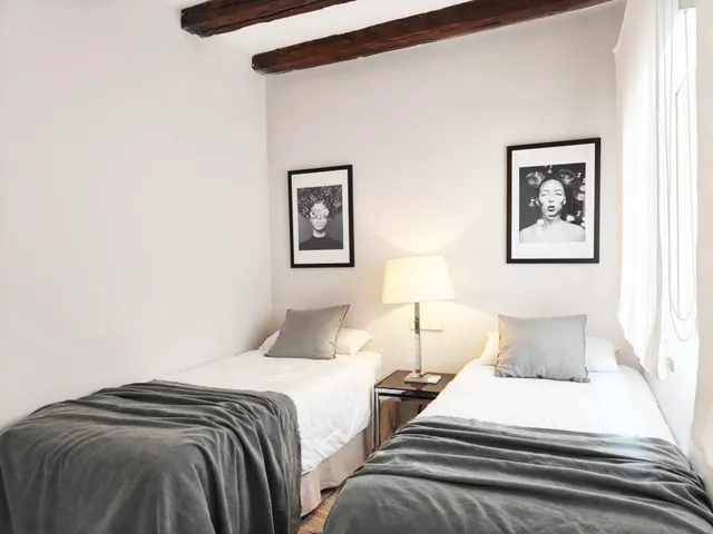 Dúplex 3 habitaciones 150m² en alquiler - Cortes — 10