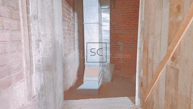 Bajo comercial transformable en viviendas en Ferrol - foto 5