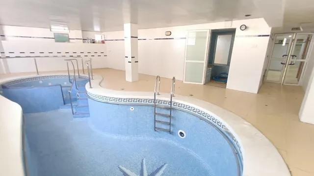 SPA EN TORRE HORADADA — 35