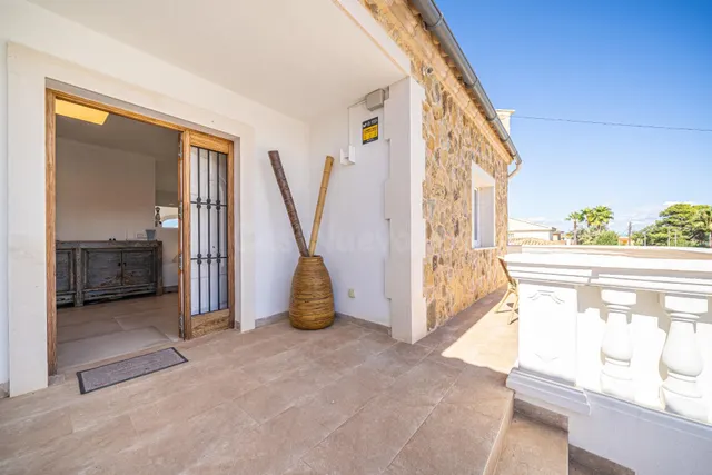 Espectacular chalet en badia blava (alquiler larga estancia o temporal ) — 30