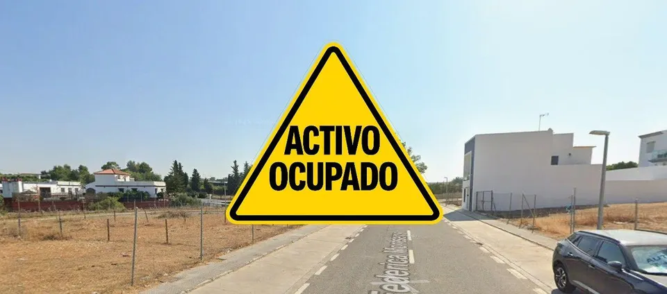 PISO EN CANTILLANA