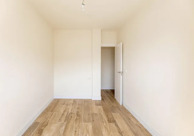 SALE A LA VENTA EXTRAORDINARIO ATICO "REFORMADO" EN GRANADA — 14