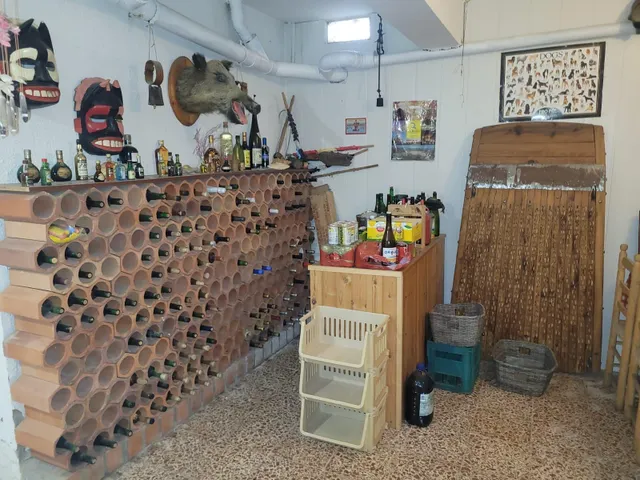 Impresionante Chalet con Amplio Terreno y Piscina en las Afueras de Zaragoza — 21