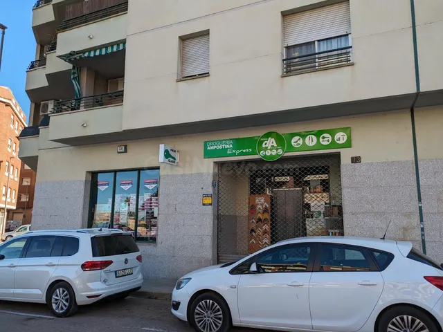 LOCAL COMERCIAL EN AMPOSTA - foto 2