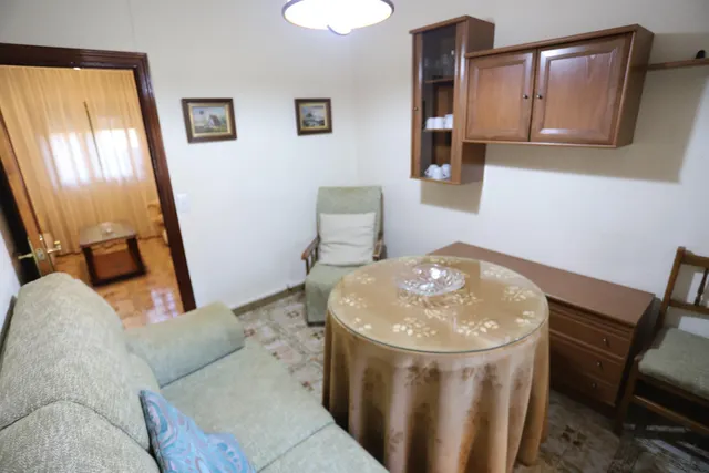Piso en planta baja con 3 dormitorios ubicado junto a parque cervantes — 11