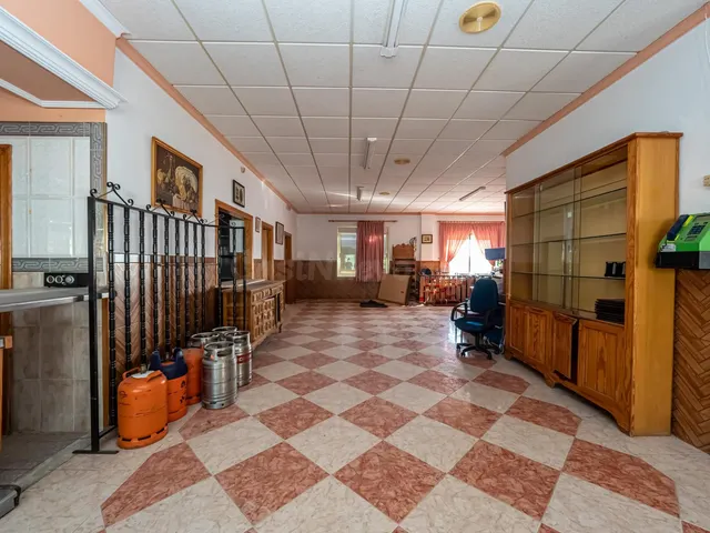 Local comercial 482m² en venta - South of spain — 3