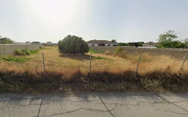 Parcela segregada en Venta en la Zona del Florín (1.000 m2) — 3