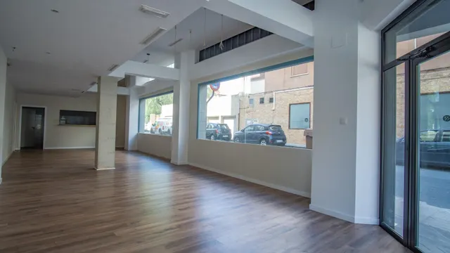 Alquiler Local Comercial en Elda - Gran Avenida — 5