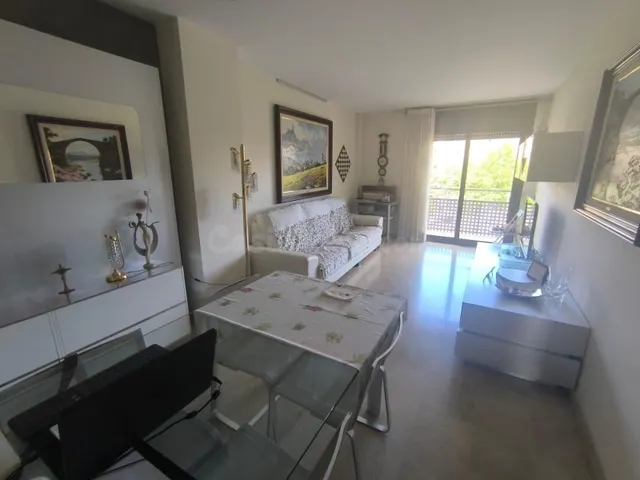 PISO CON PARQUING Y TRASTERO EN VENTA — 5