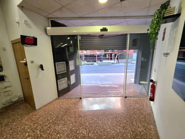 LOCAL EN VENTA SITUADO EN LA RONDA MIJARES DE CASTELLÓN — 23