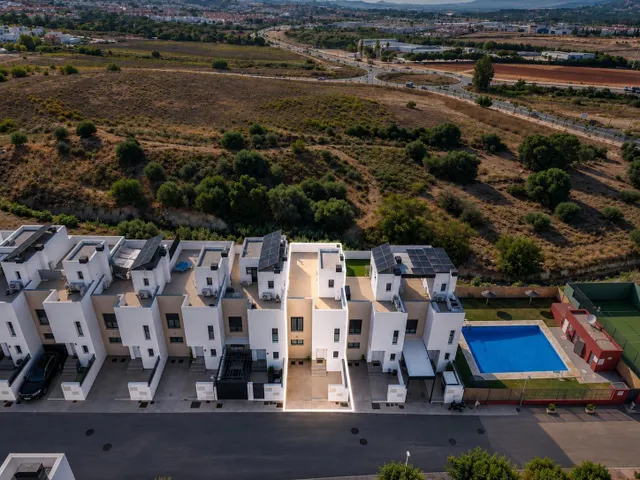 Exclusivo Chalet adosado del 2022 con gran solárium privado en Santa Clara — 6